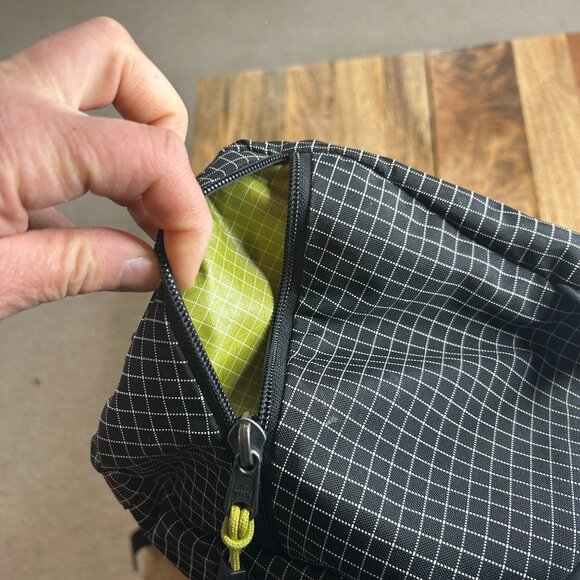 Tom Bihn  Aeronaut 45 - Picture 5 of 8